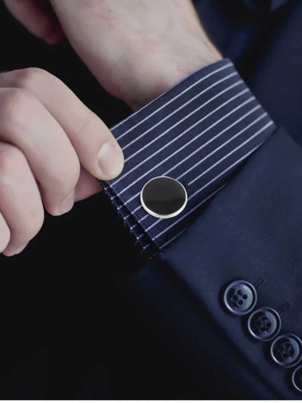 Dannyshi Black Round Men's Cufflinks with gift box